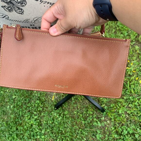 NWOT Coach Crossbody monogrammed purse with adjustable strap - Picture 4 of 14